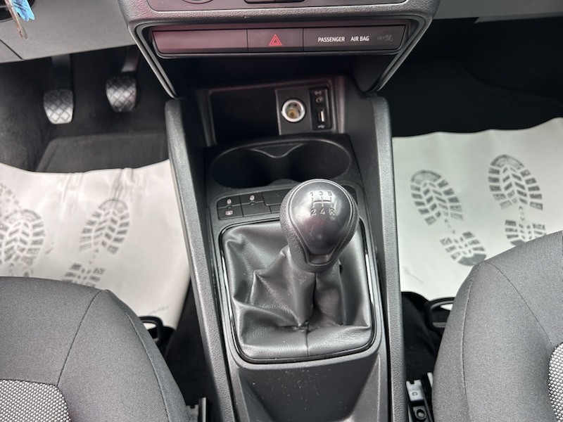 Seat Ibiza 1.0 REFERENCE KLIMA*RADIO*BTH*MFL*EFH*ALU*PDC