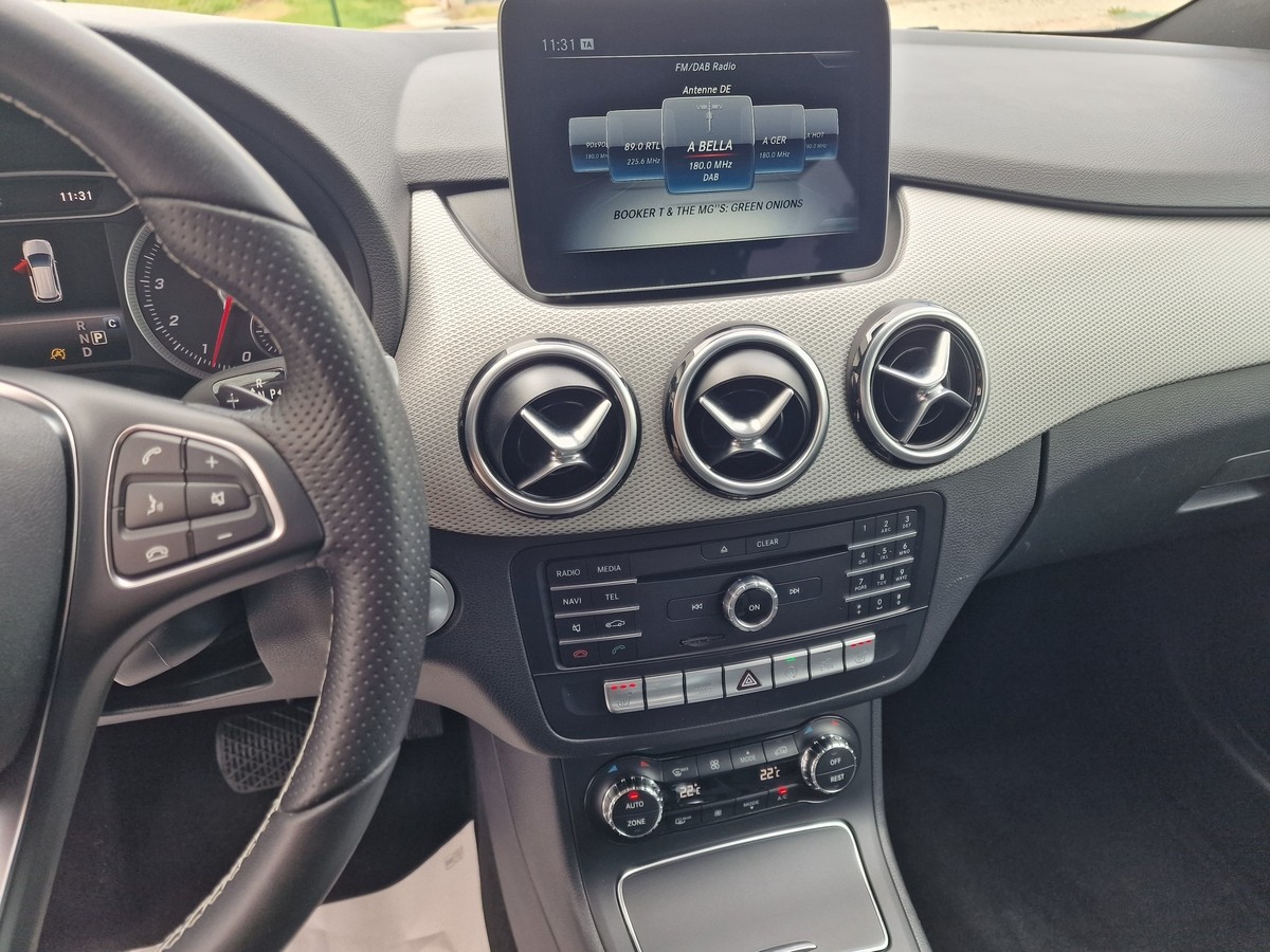 Mercedes-Benz B 220 4-Matic Edition*AHK*LED*Urban*DAB*R-Kamera