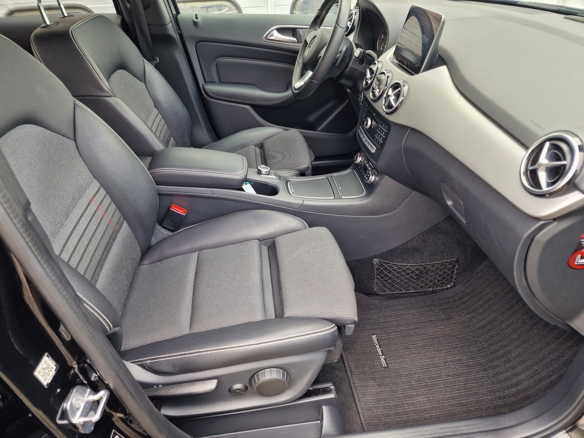 Mercedes-Benz B 220 4-Matic Edition*AHK*LED*Urban*DAB*R-Kamera