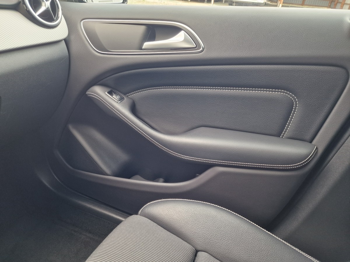 Mercedes-Benz B 220 4-Matic Edition*AHK*LED*Urban*DAB*R-Kamera