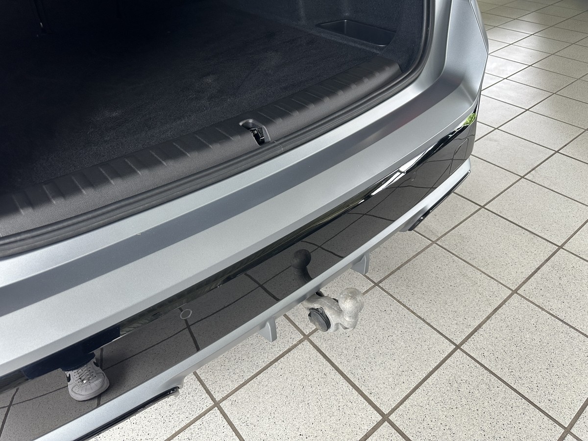 BMW iX1 xDrive30 M Sport ACC AHK Pannodach H/K