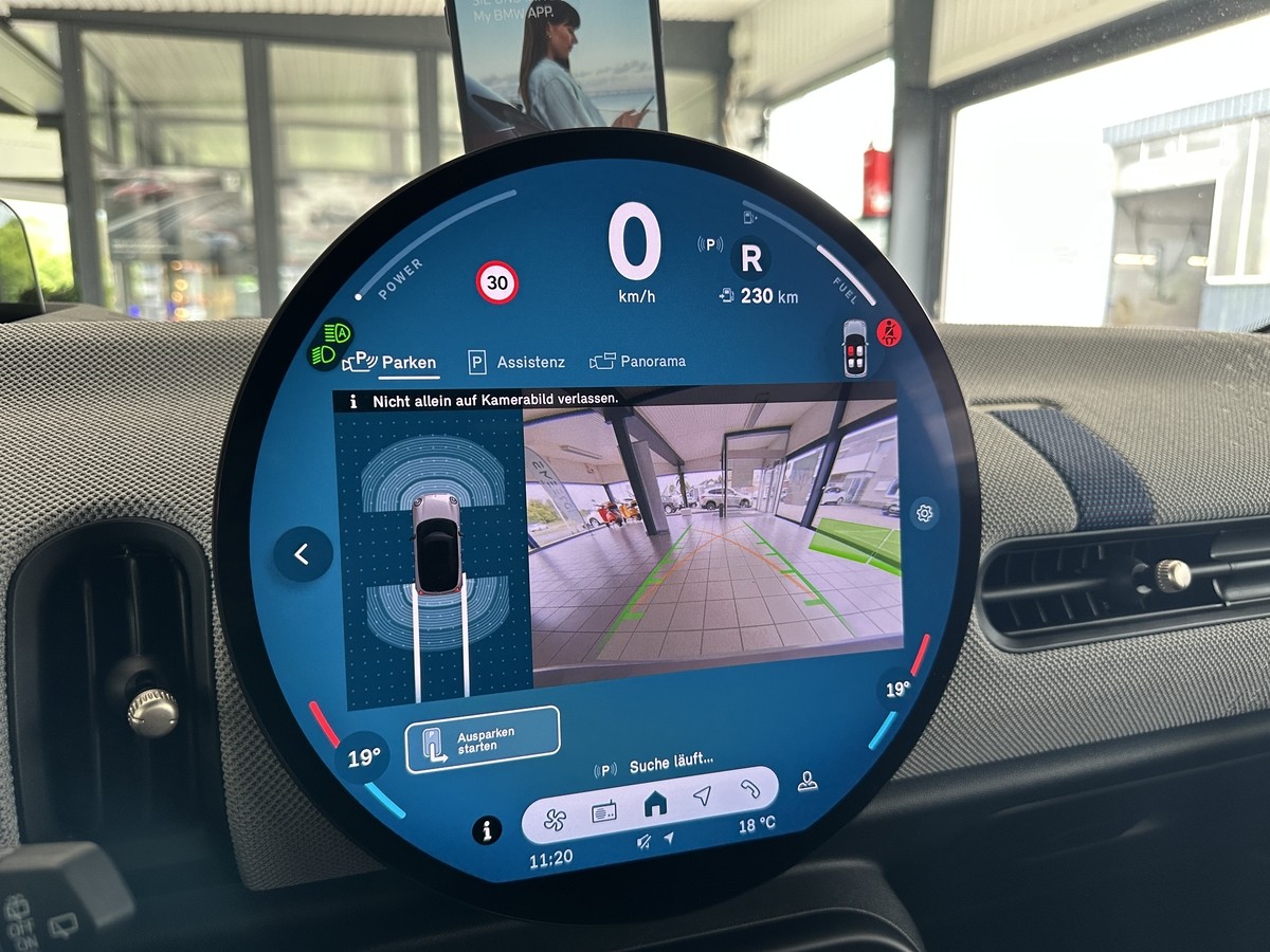 MINI Cooper C Favoured Trim HUD Lenkradheizung LED RFK