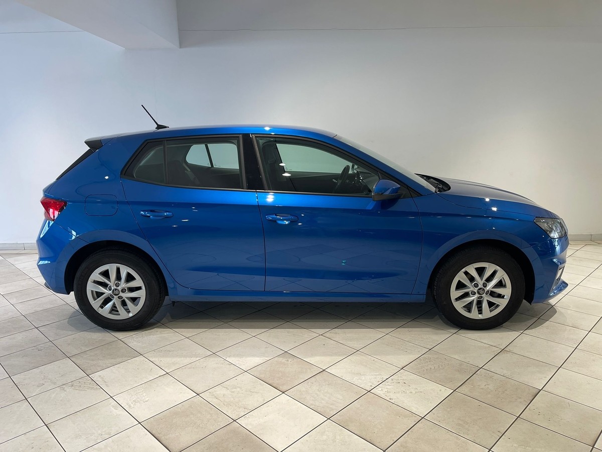 Skoda Fabia 1.0TSI Selection 5J Garantie
