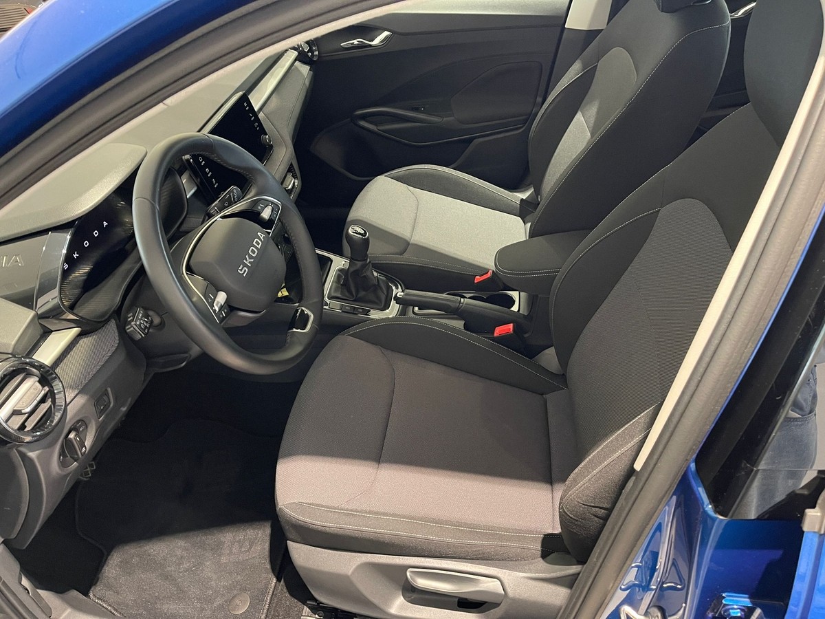 Skoda Fabia 1.0TSI Selection 5J Garantie