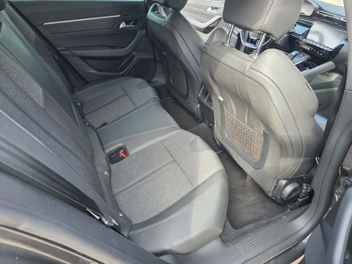 Peugeot 508 Keyless/ACC/Totwinkel/Digitacho/CarPlay/Spurhalte/Parkau