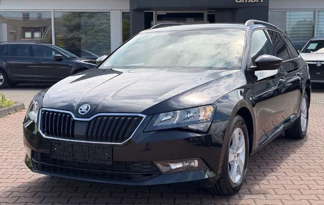 Skoda Superb 1.5 TSI Active Navi AHK SitzHZG PDC CarPlay Tempom