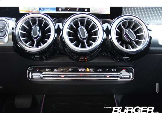 Mercedes-Benz GLB 200 Multibeam LED Navi Pano Kamera Tempomat SitzHZG