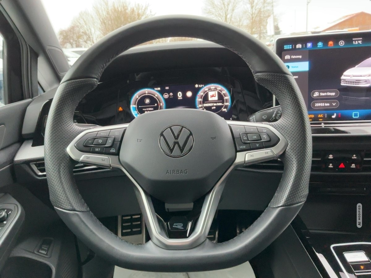Volkswagen Golf Golf VIII Variant 2.0 TDI R-Line,ACC,AHK,AUTOM.