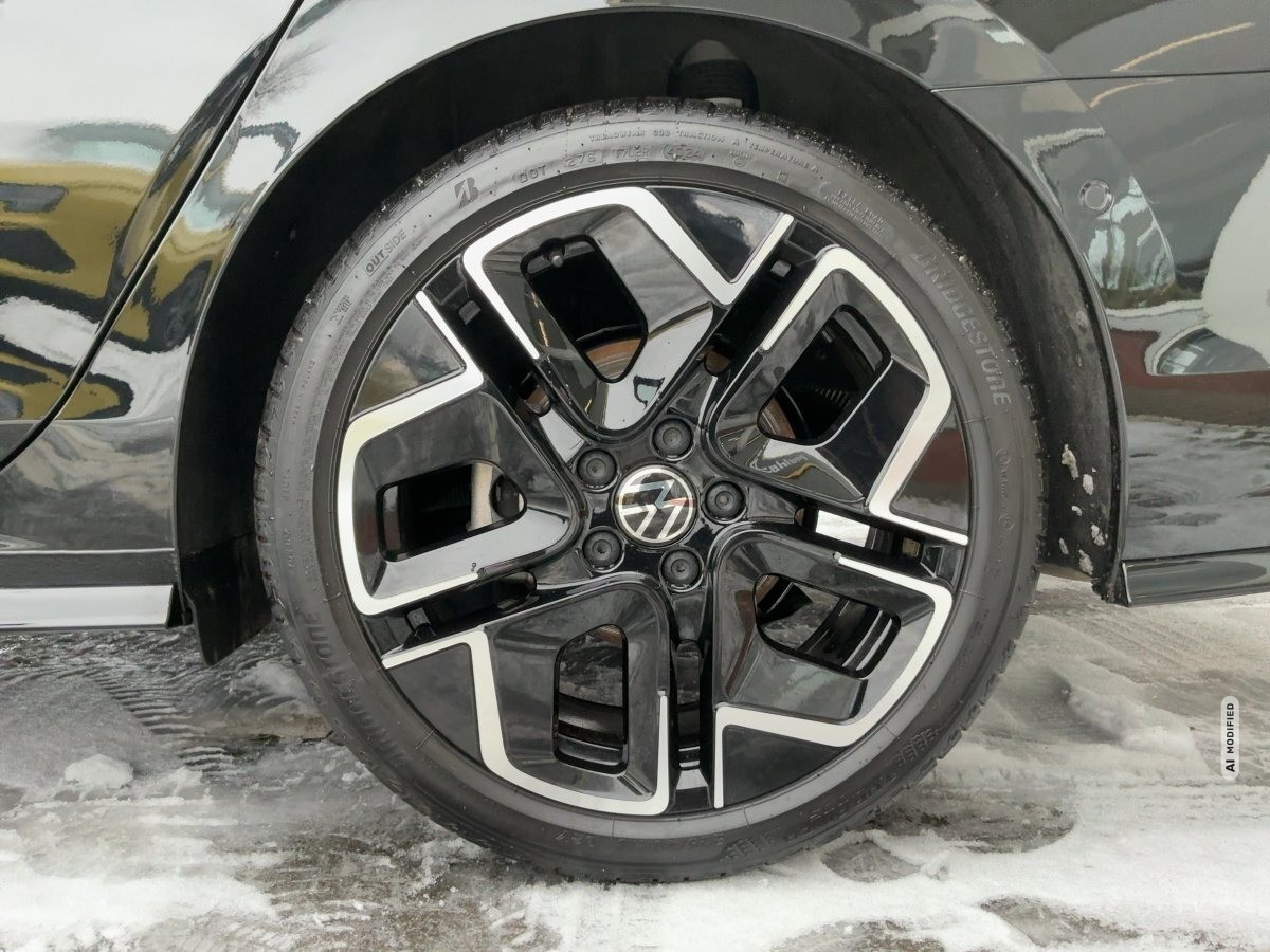 Volkswagen Golf Golf VIII Variant 2.0 TDI R-Line,ACC,AHK,AUTOM.