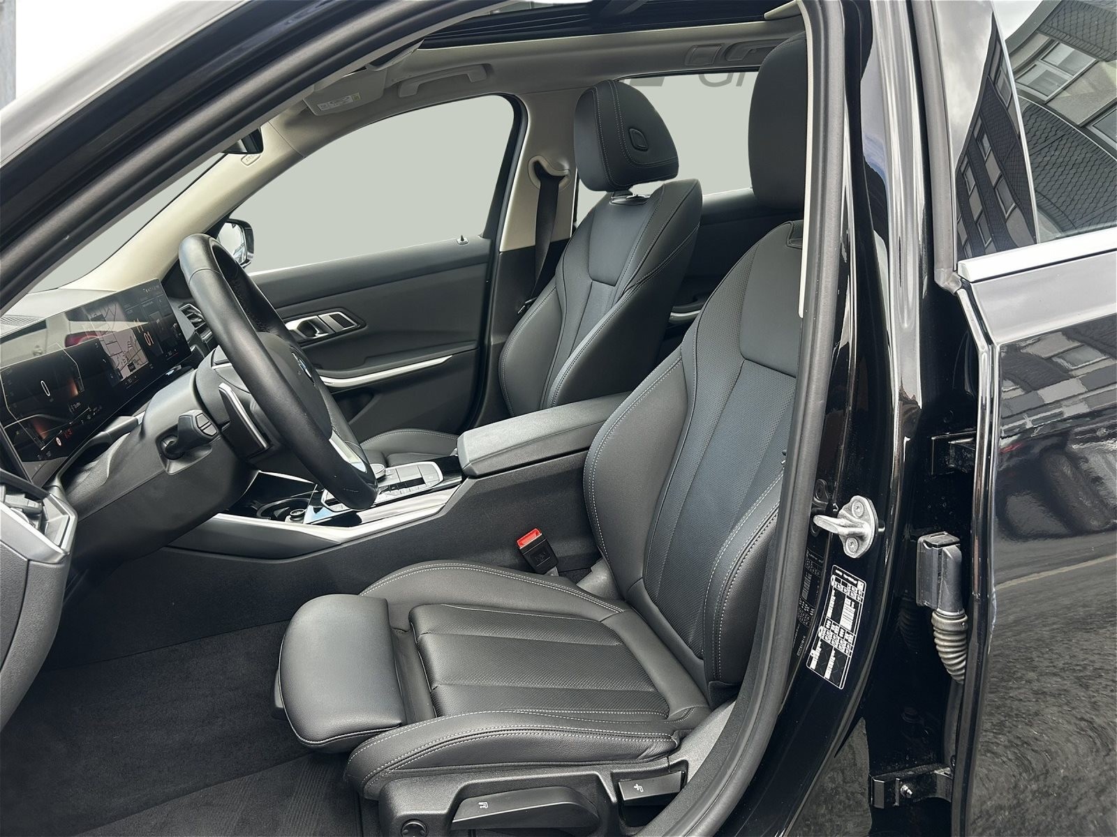 BMW 318 Touring Panorama LiveCockpit+ Sport ActiveGuard+ SHZ