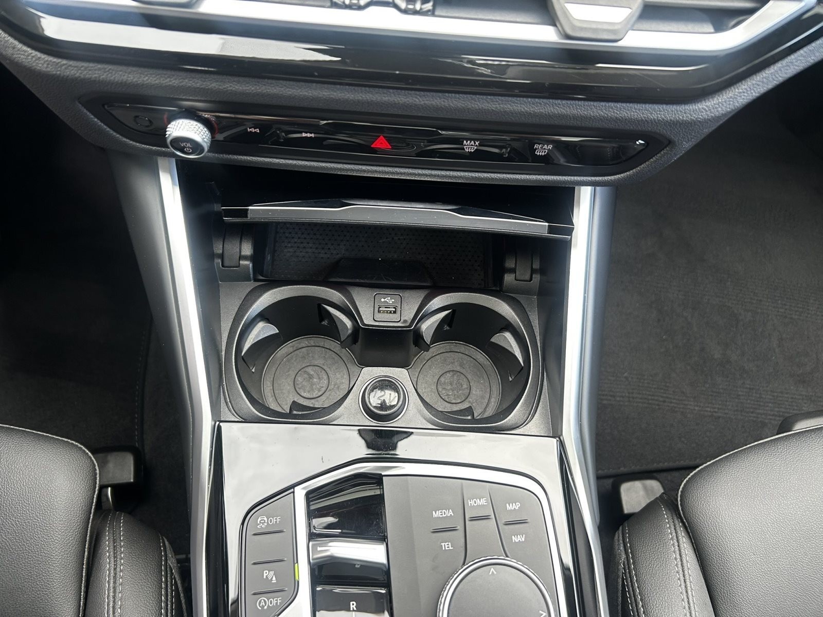 BMW 318 Touring Panorama LiveCockpit+ Sport ActiveGuard+ SHZ