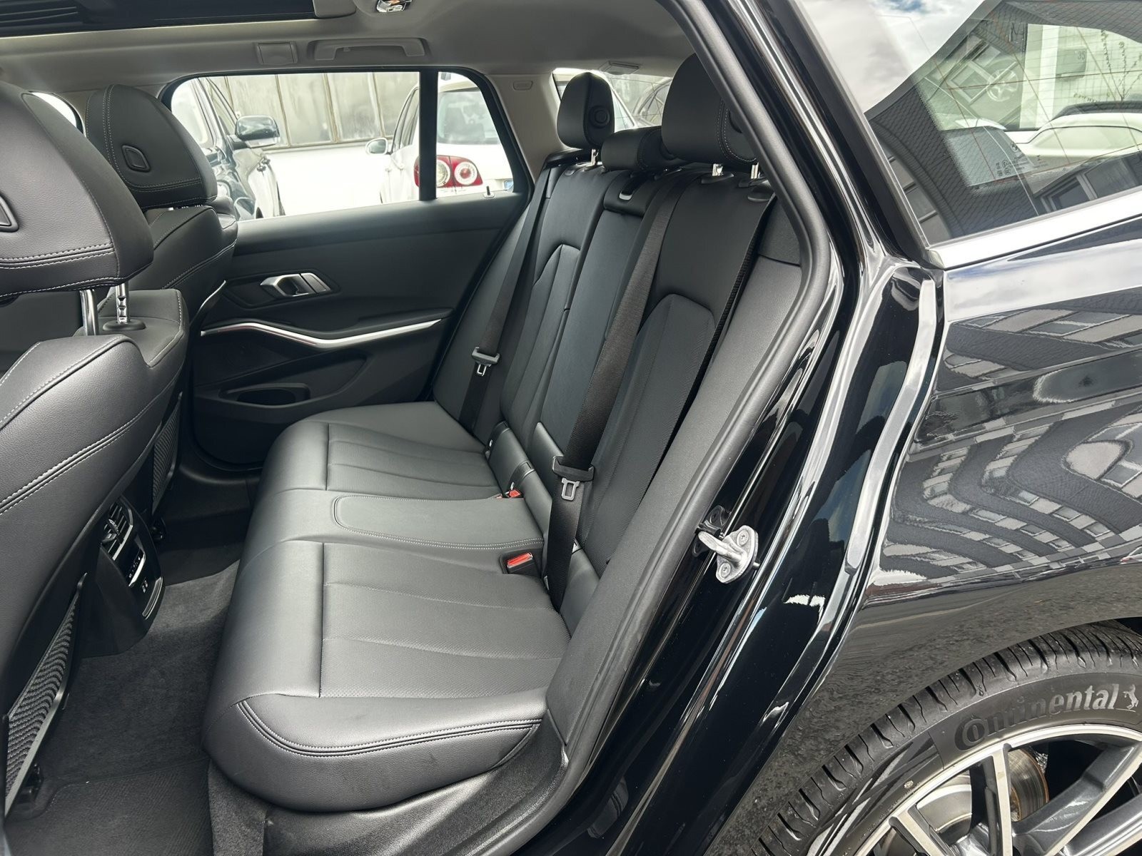 BMW 318 Touring Panorama LiveCockpit+ Sport ActiveGuard+ SHZ