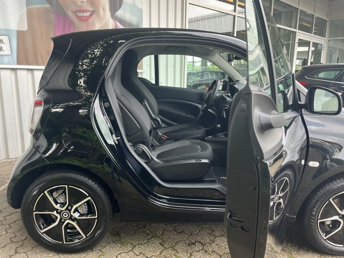 Smart ForTwo EQ cabrio*EXCLUSIVE*22kW*CAM*MEDIA*ALLW*LED*SHZ*