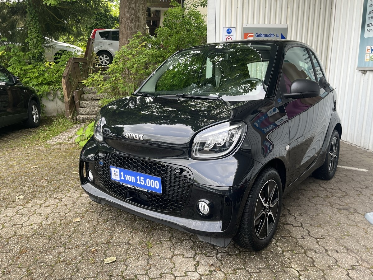 Smart ForTwo EQ cabrio*EXCLUSIVE*22kW*CAM*MEDIA*ALLW*LED*SHZ*