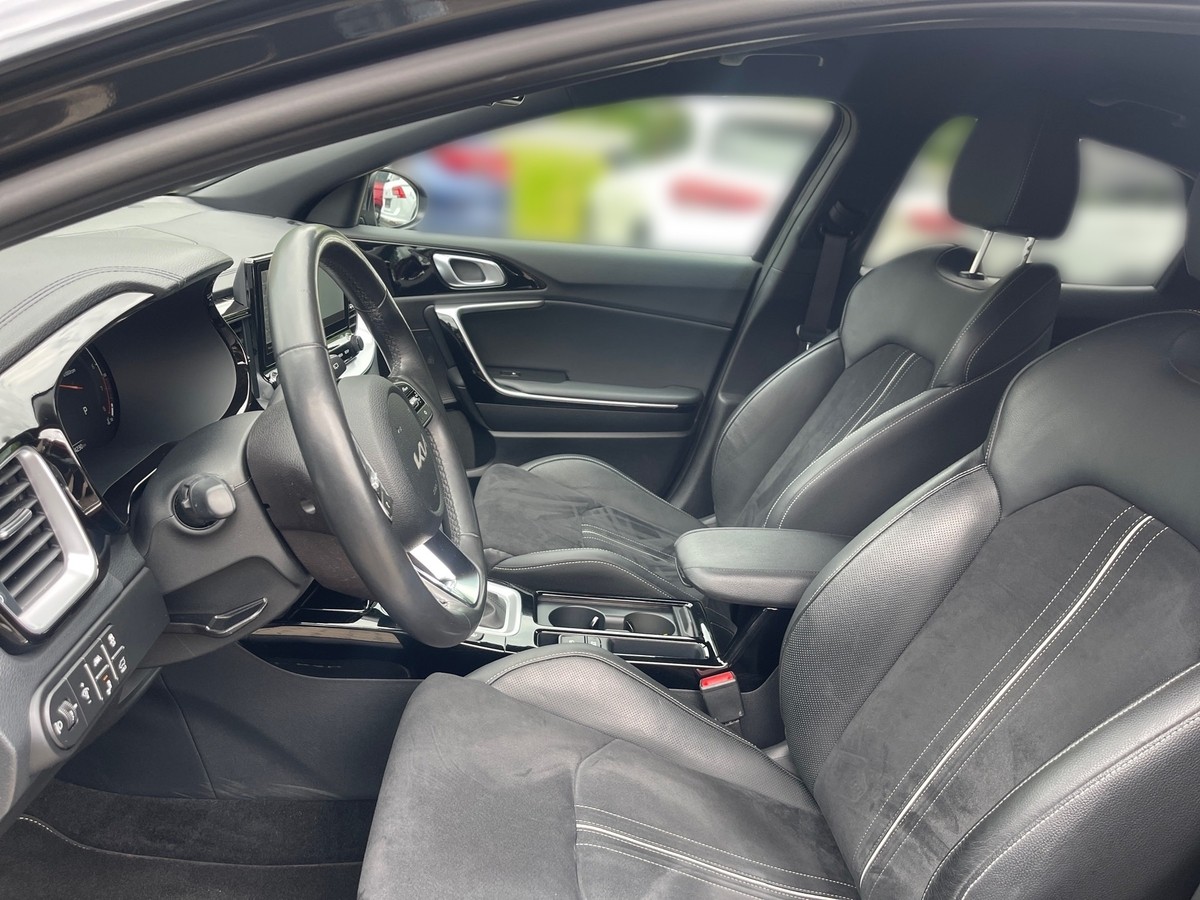 Kia XCeed 1.6 T-GDI Black Xdition AHK Memory Kamera Sitzh. LED
