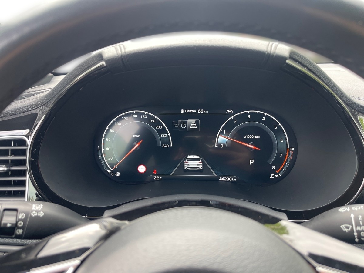 Kia XCeed 1.6 T-GDI Black Xdition AHK Memory Kamera Sitzh. LED