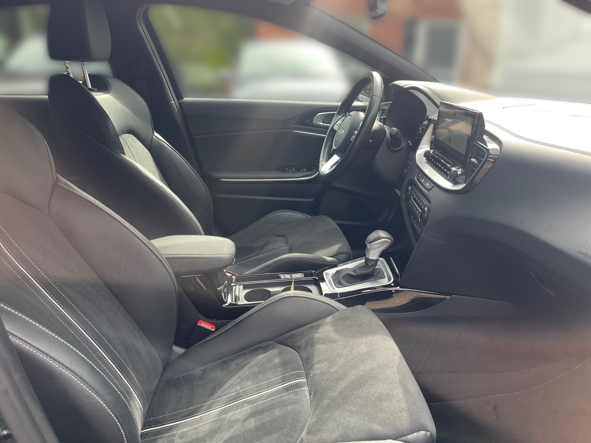 Kia XCeed 1.6 T-GDI Black Xdition AHK Memory Kamera Sitzh. LED