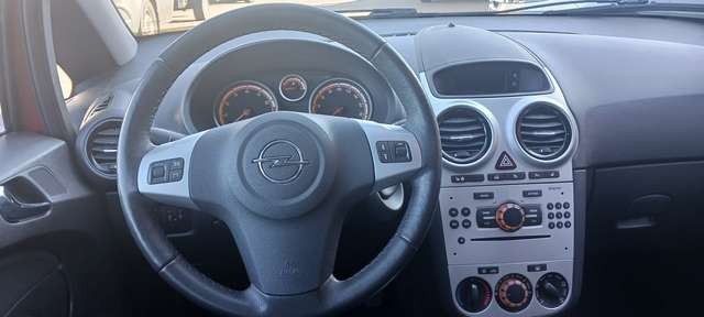Opel Corsa Easytronic*Edition*SHZ*PDC*wenig KM*