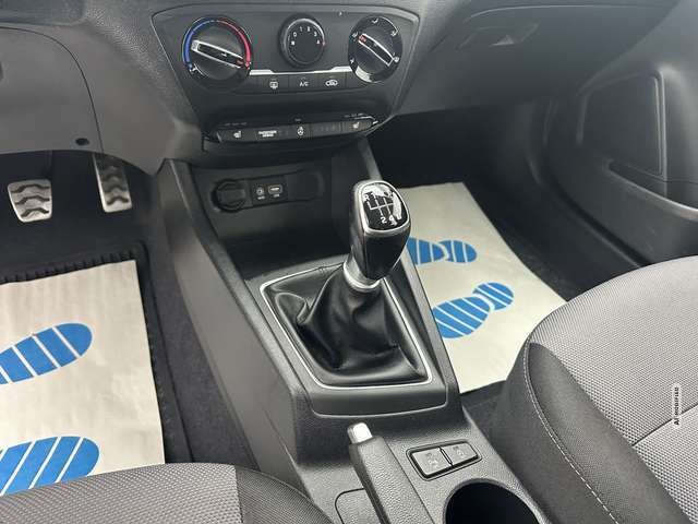 Hyundai i20 blue Trend 