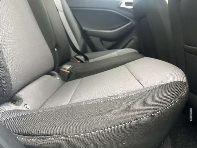 Hyundai i20 blue Trend 