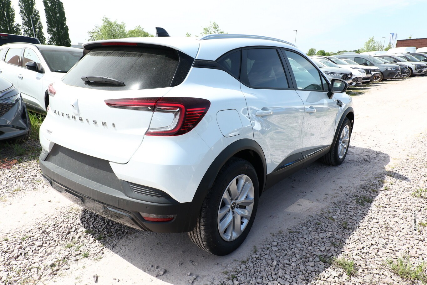 Mitsubishi ASX Plus MT SHZ LED+ Keyl LM17 CarPlay PrivG Kam