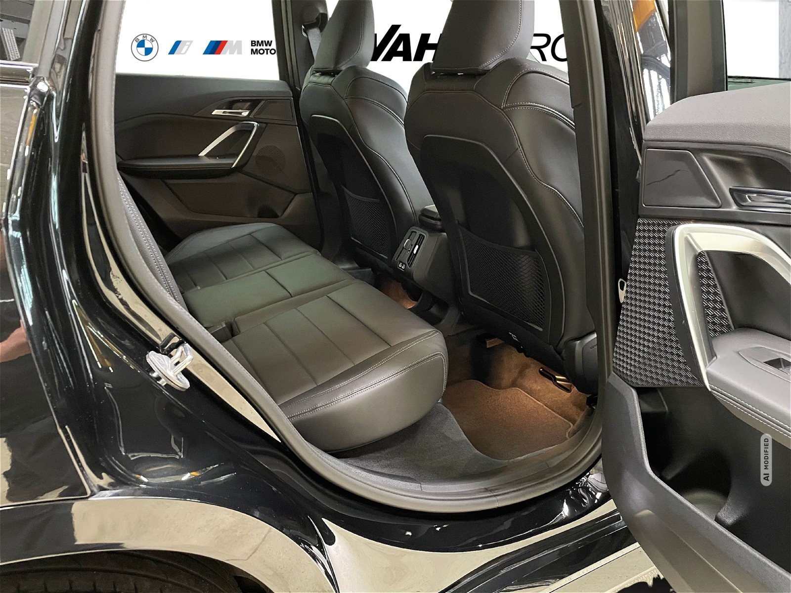 BMW X1 M SPORTPAKET HEAD-UP AHK LED ALU 18
