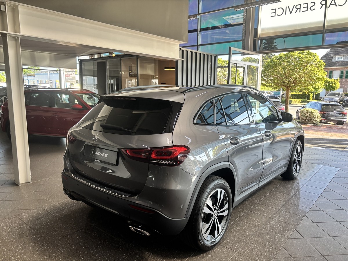 Mercedes-Benz GLA 250  Progressive Night LED MBUX AHK