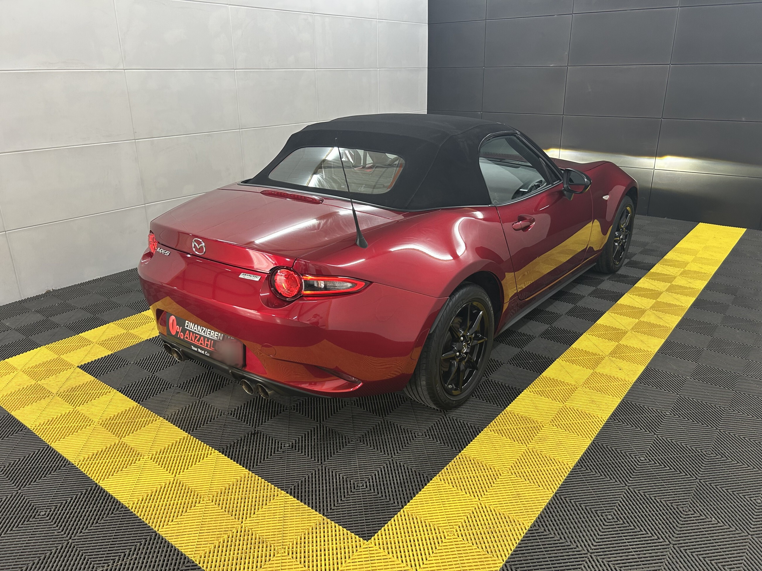 Mazda MX-5 Center-Line+LED+Temp+USB+Iso+CD+BT