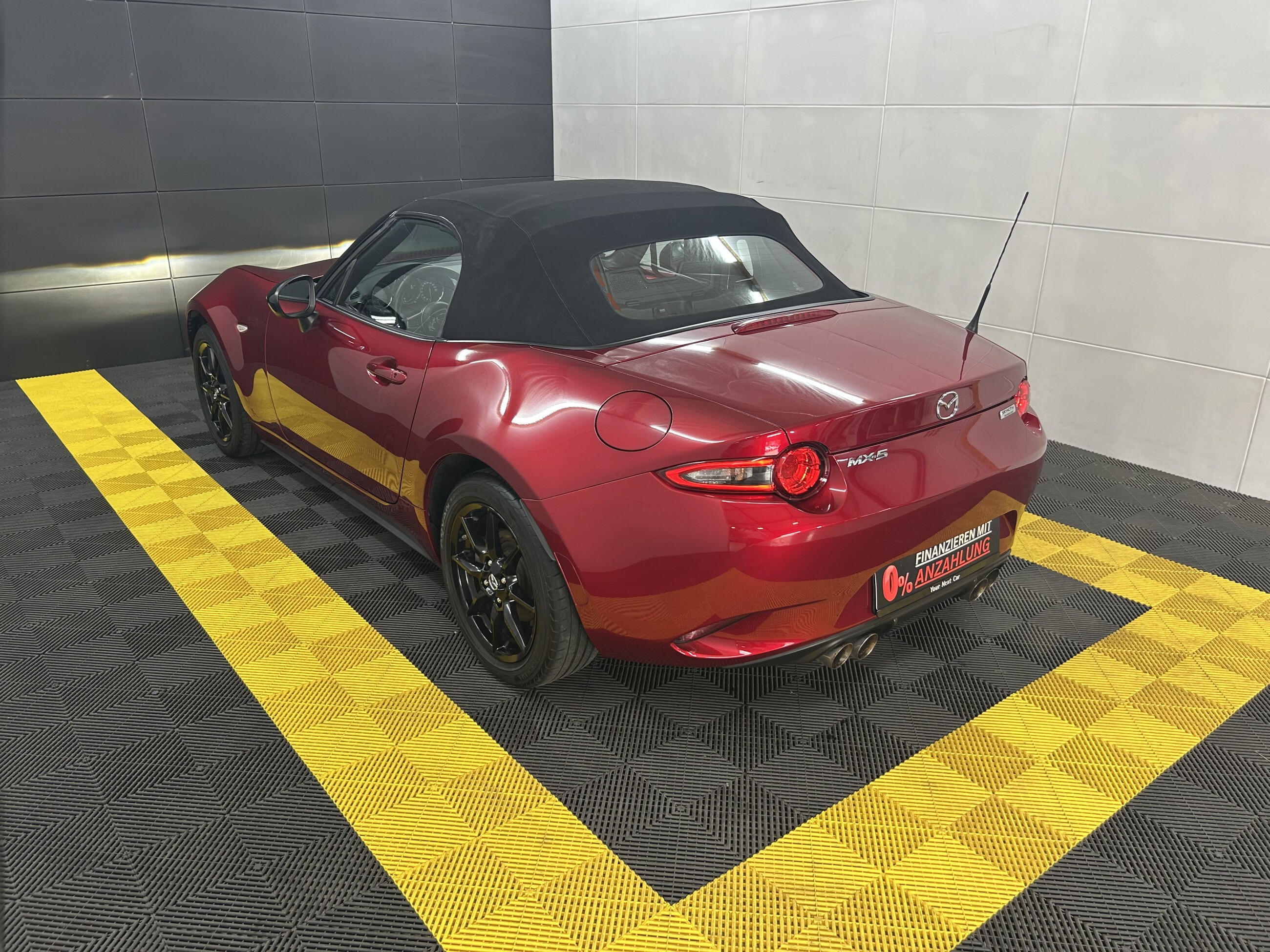 Mazda MX-5 Center-Line+LED+Temp+USB+Iso+CD+BT