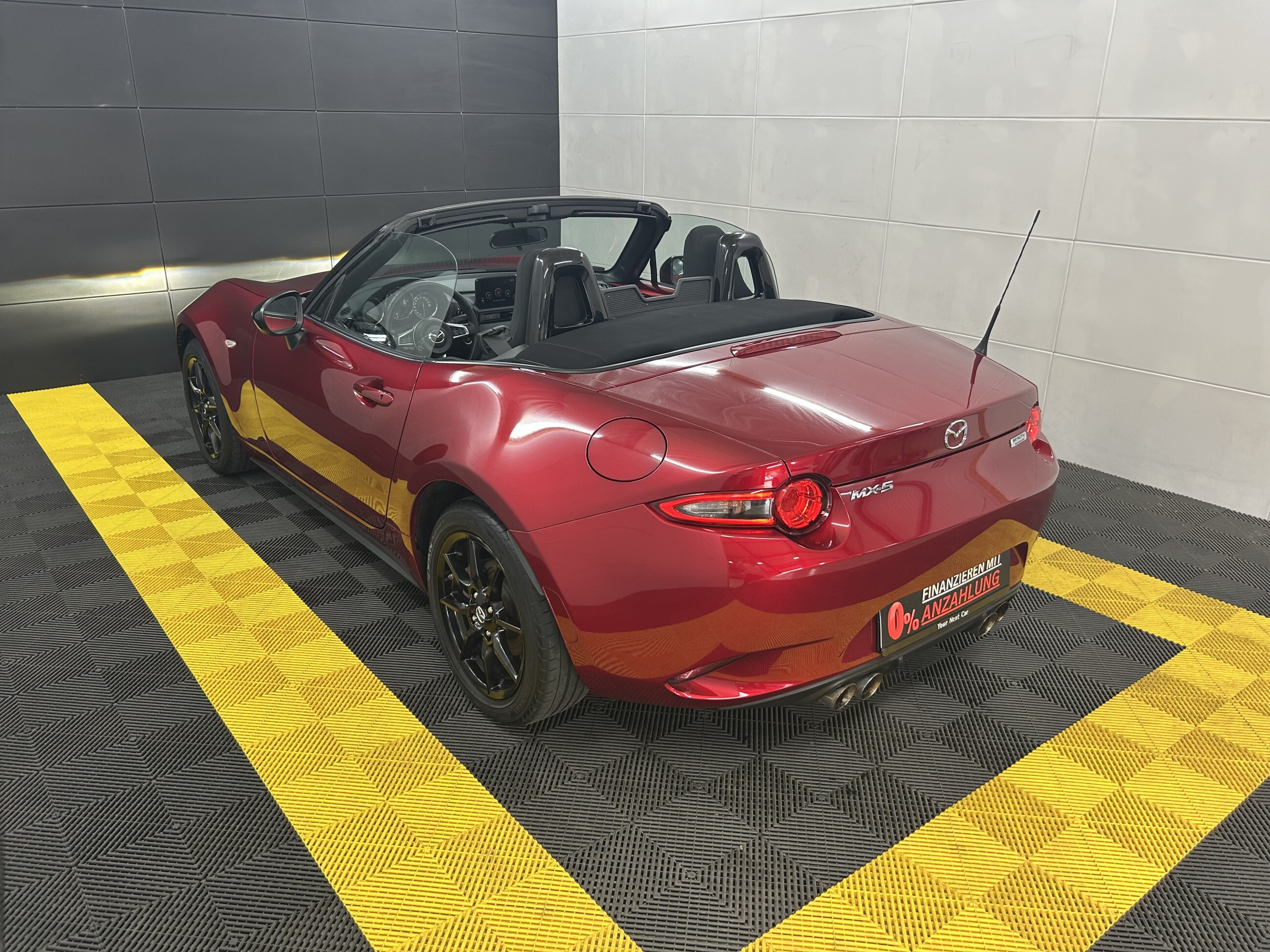 Mazda MX-5 Center-Line+LED+Temp+USB+Iso+CD+BT