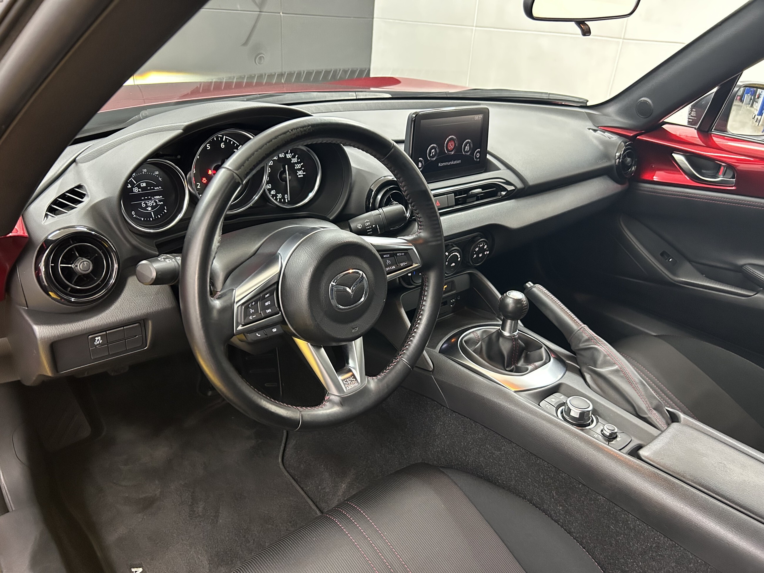 Mazda MX-5 Center-Line+LED+Temp+USB+Iso+CD+BT