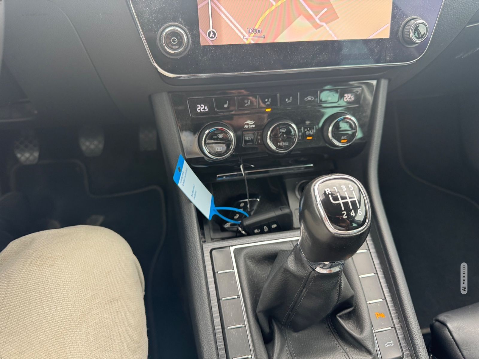 Skoda Superb Combi Style Leder Virtual Navi PDC AHK TOP