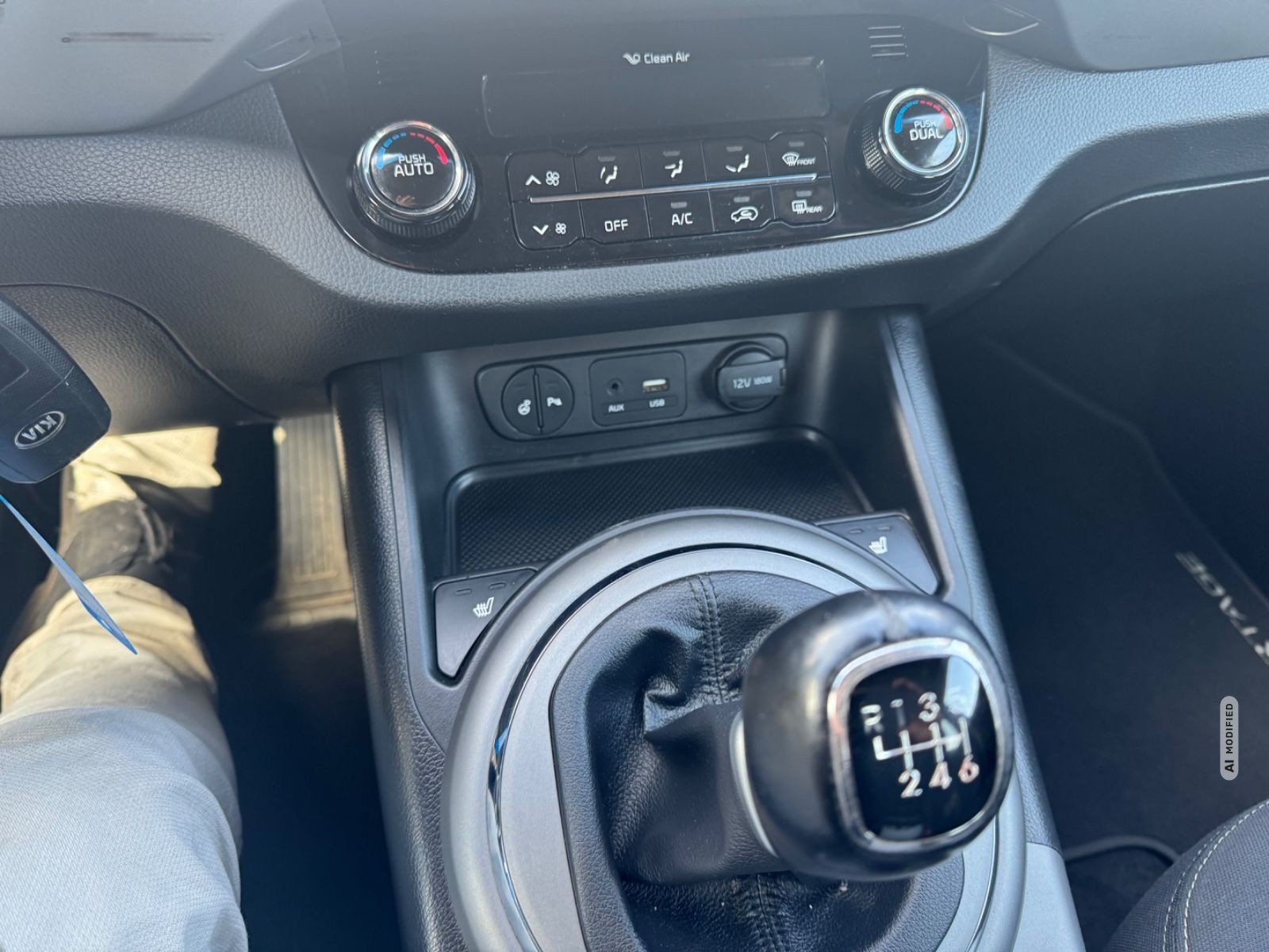 Kia Sportage Dream Team 2WD Navi PDC Kamera MFL Temp
