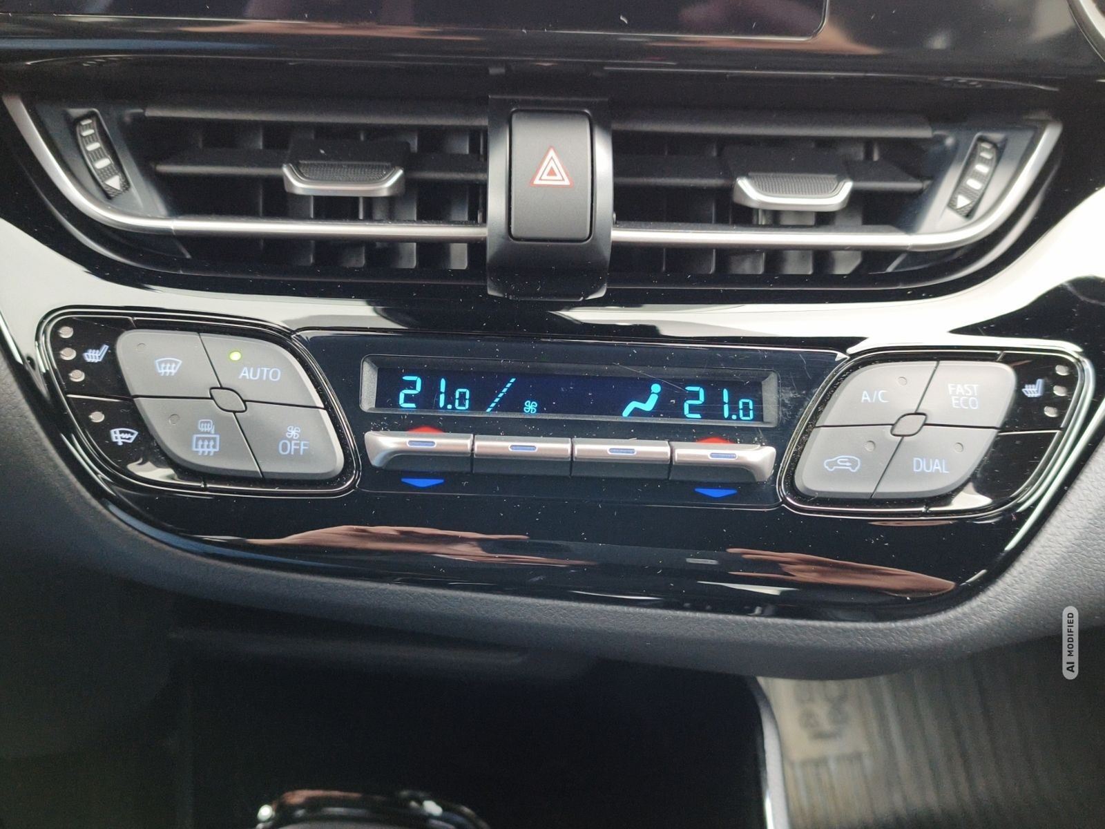 Toyota C-HR Hybrid Aut. Team D/LED/ACC/18