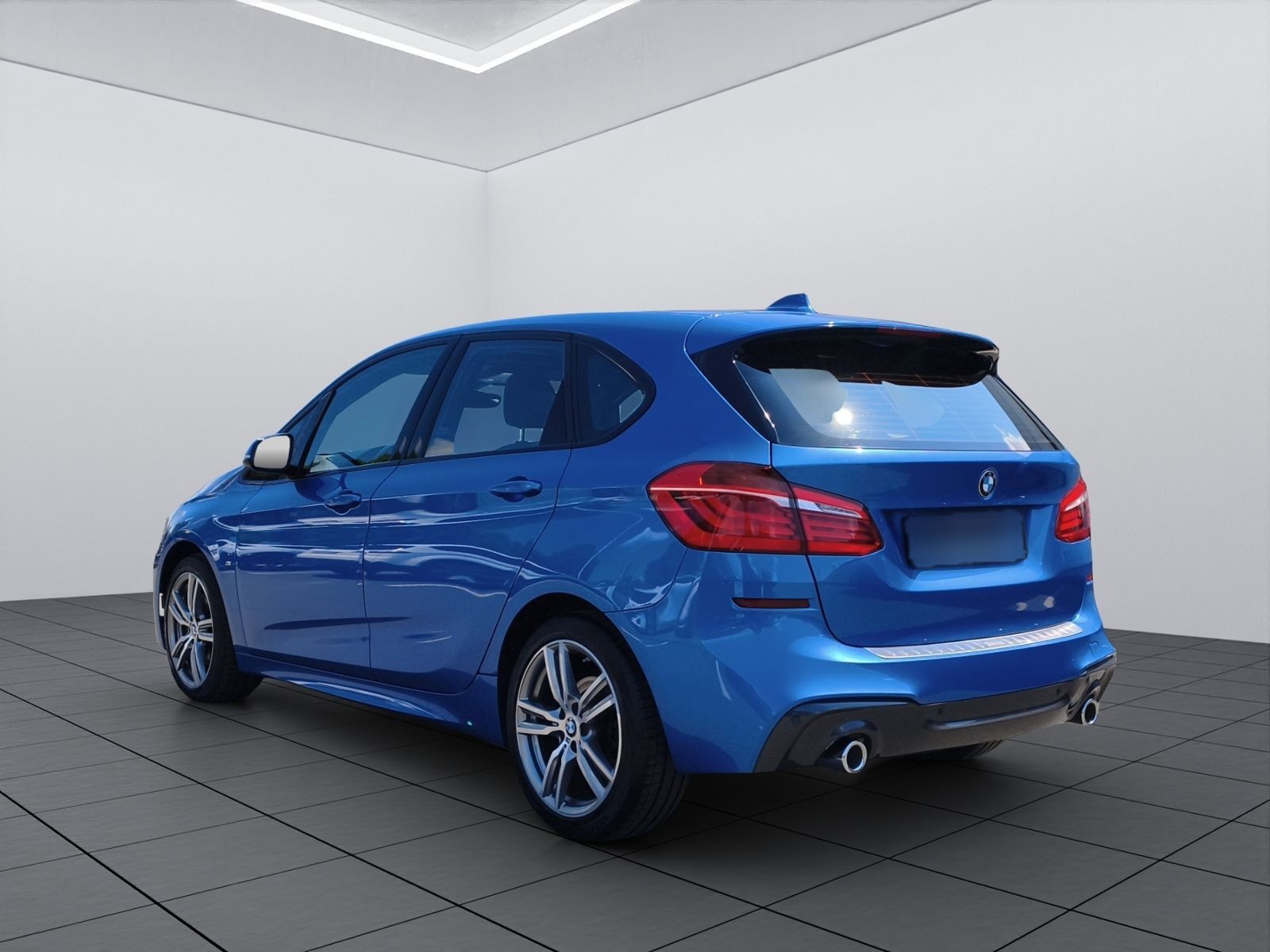 BMW 218 Active Tourer xDrive M Sport/AHK/ Garantie