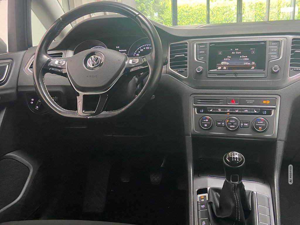 Volkswagen Golf Sportsvan VII Sitzheizung 2Z-Klima PDC V+H