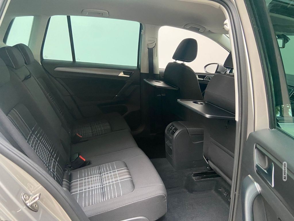 Volkswagen Golf Sportsvan VII Sitzheizung 2Z-Klima PDC V+H