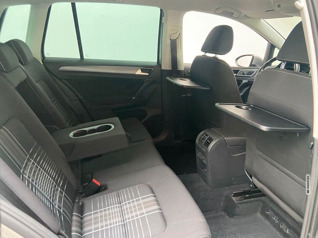 Volkswagen Golf Sportsvan VII Sitzheizung 2Z-Klima PDC V+H