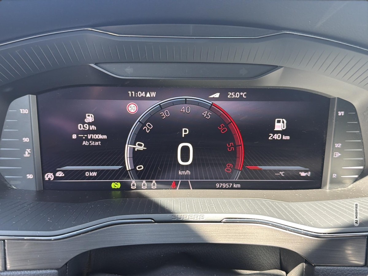 Skoda Superb Combi TDI 4x4* DSG* LED* Panodach* AHZV* 