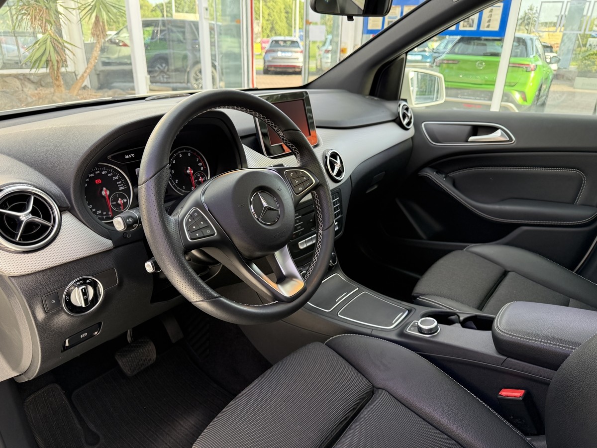 Mercedes-Benz B 180 Edition Urban