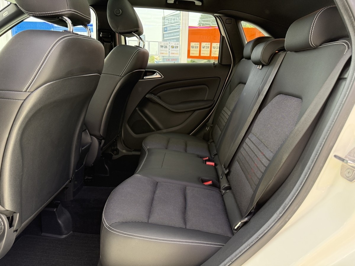 Mercedes-Benz B 180 Edition Urban