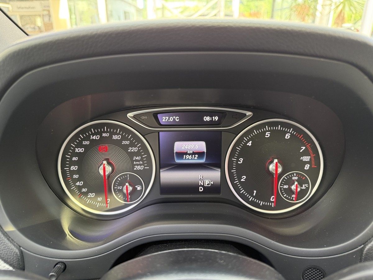Mercedes-Benz B 180 Edition Urban