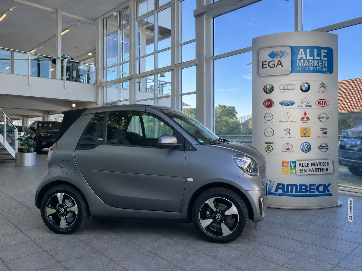 Smart ForTwo EQ cabrio*EXCLUSIVE*22kW*CAM*MEDIA*ALLW*LED*SHZ*