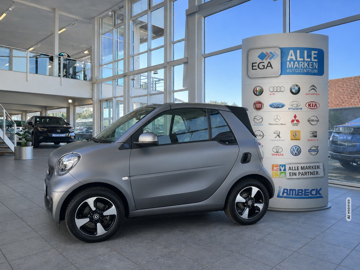 Smart ForTwo EQ cabrio*EXCLUSIVE*22kW*CAM*MEDIA*ALLW*LED*SHZ*