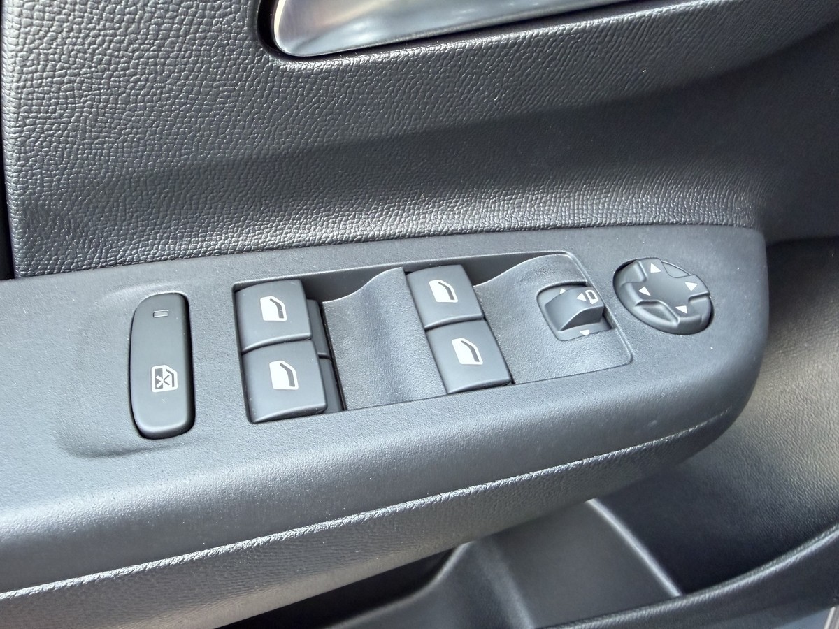 Opel Corsa Edition Plus/Tech/Winter/Komfort- Paket