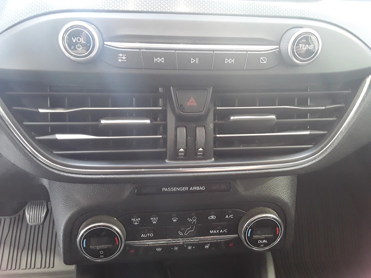 Ford Focus 1.0 EcoBoost Hybrid Active S/S (EURo 6d) 