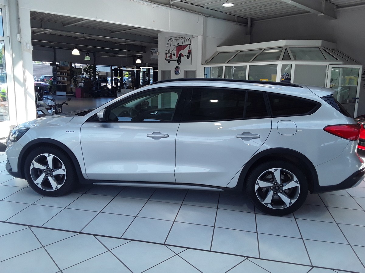 Ford Focus 1.0 EcoBoost Hybrid Active S/S (EURo 6d) 