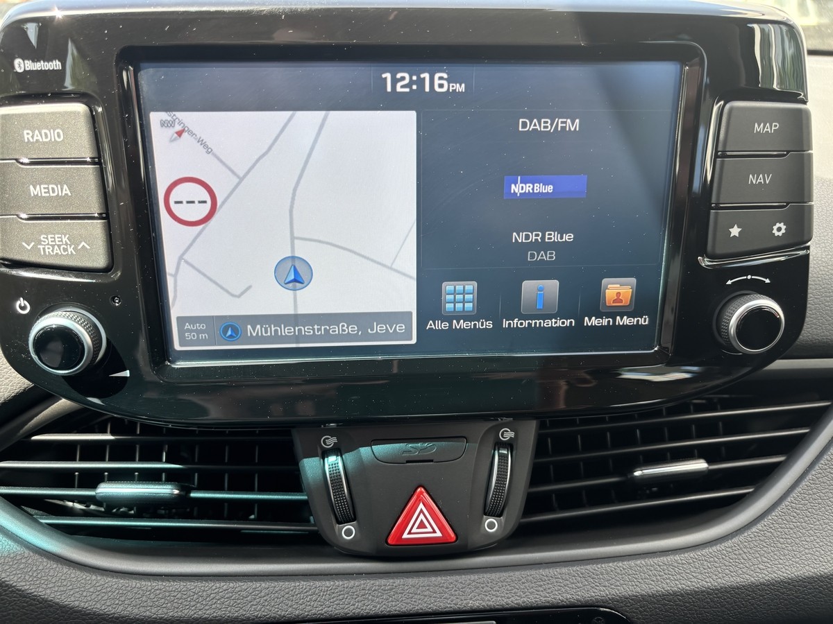 Hyundai i30 Premium, Automatik,Navi,LED