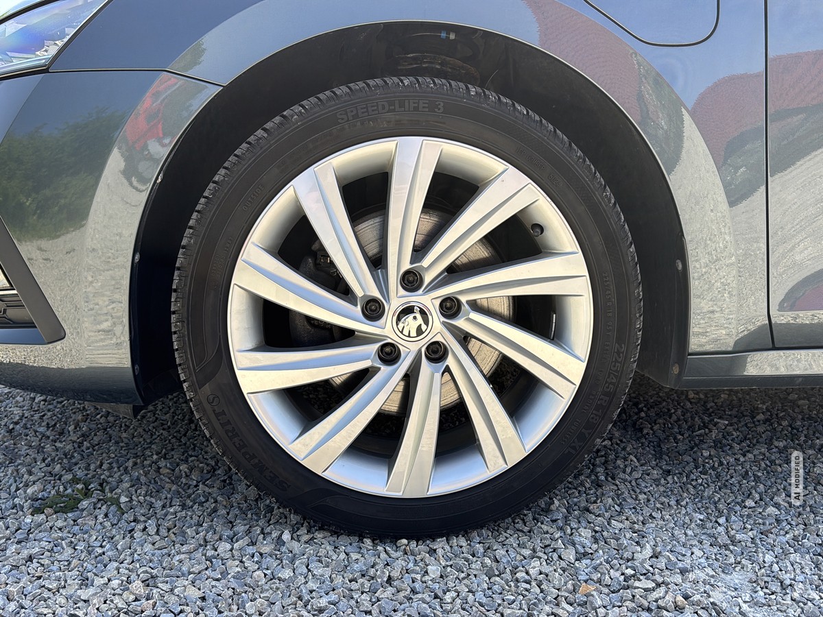 Skoda Octavia Combi 1.4 TSI iV Style *LED*SHZ*NAVI*KLIMA