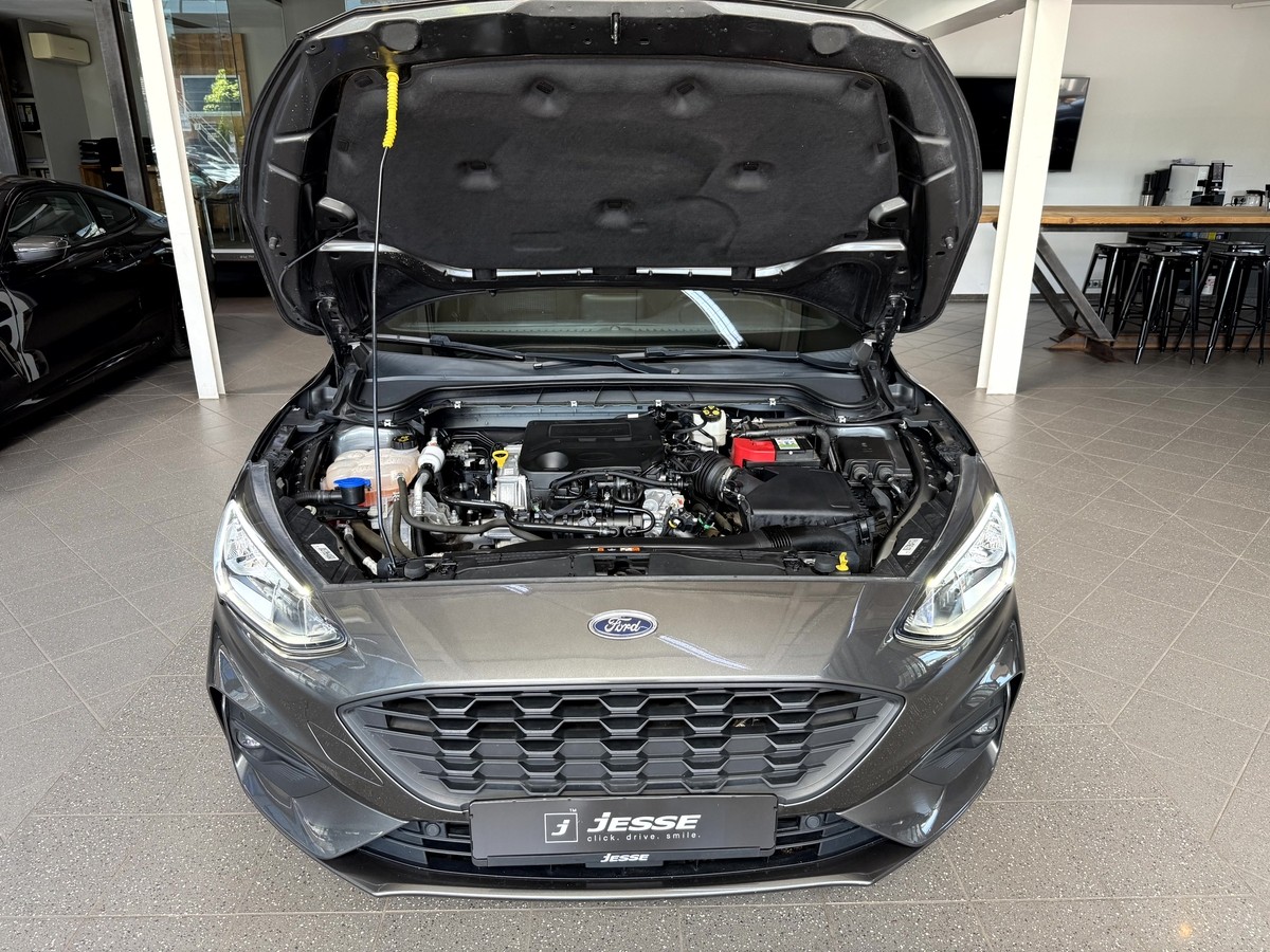 Ford Focus 1.0 EcoBoost ST-Line LED R.Cam CarPlay 